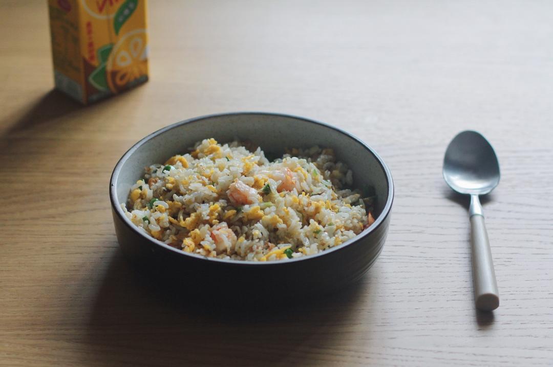 虾仁蛋炒饭