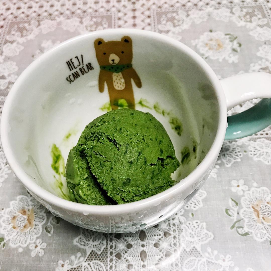 浓醇抹茶冰淇淋