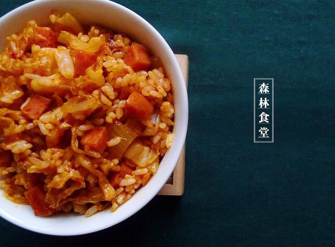 泡菜火腿炒饭——简单淳朴的美味的做法