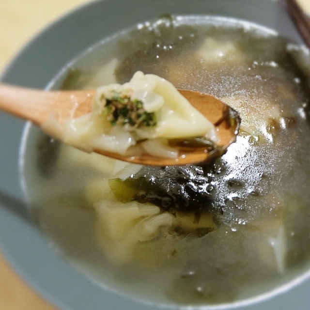 荠菜大馄饨