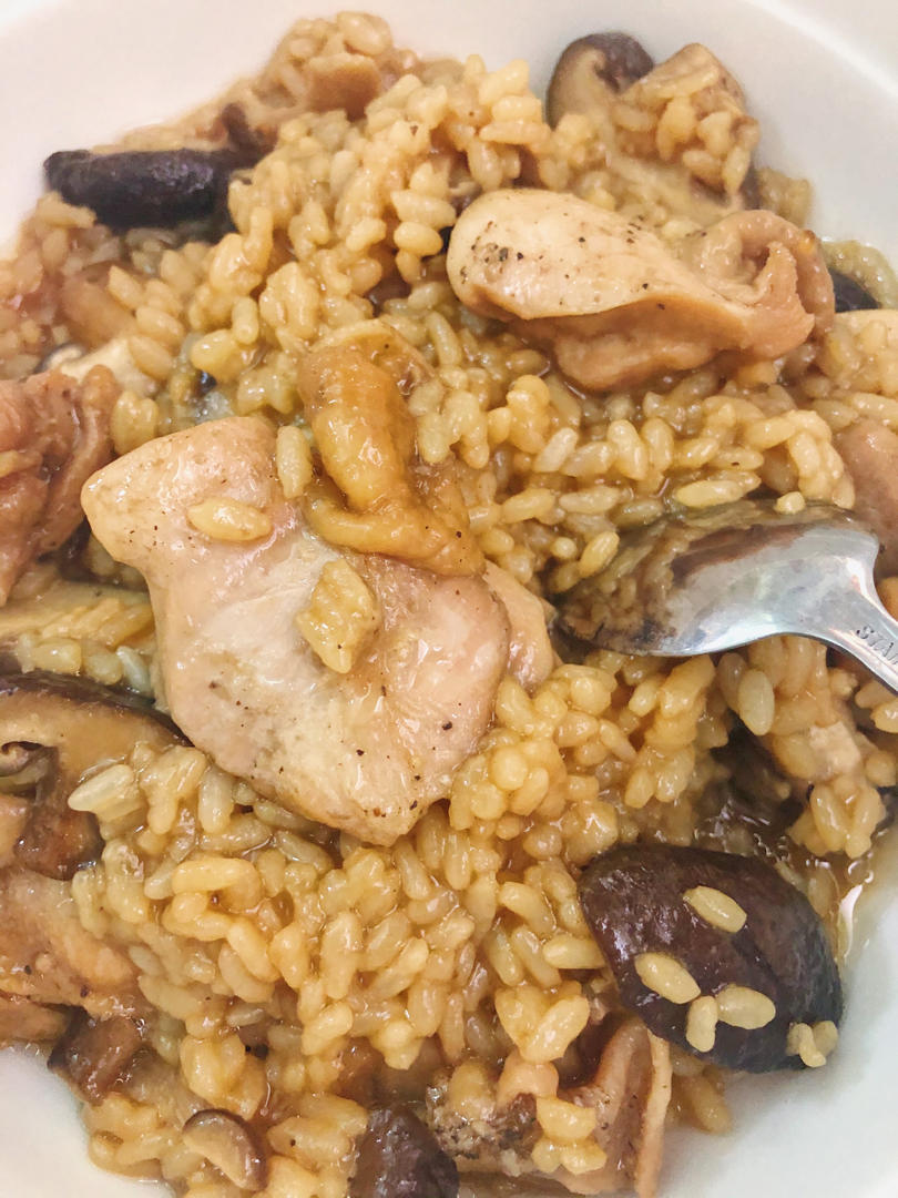 香菇栗子滑鸡饭