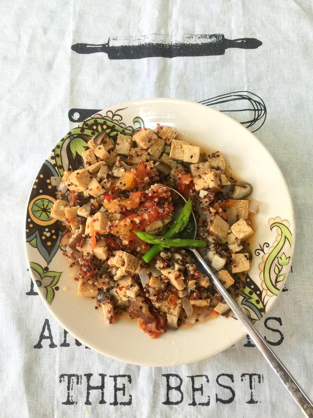 黎麦豆腐香菇汤饭的做法