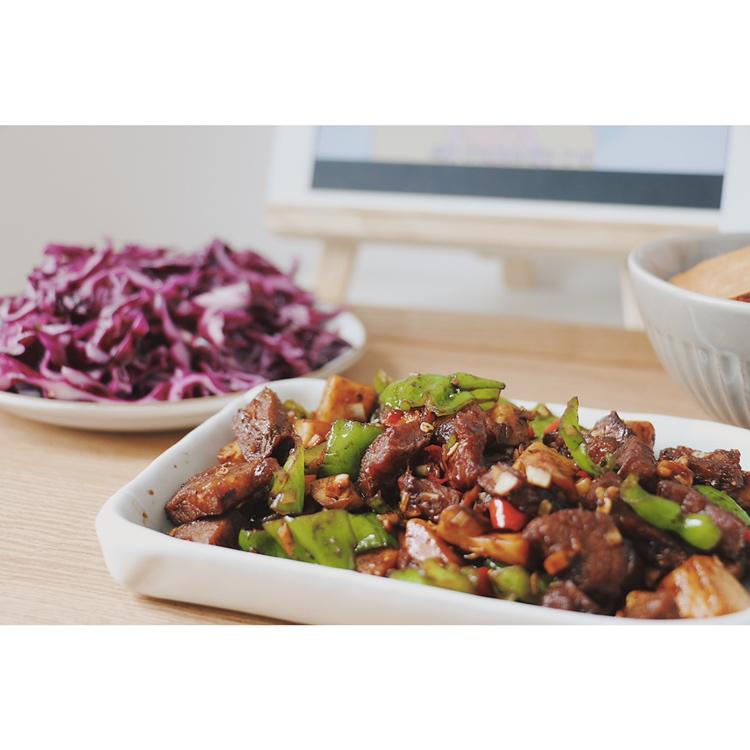 黑椒年糕牛肉粒