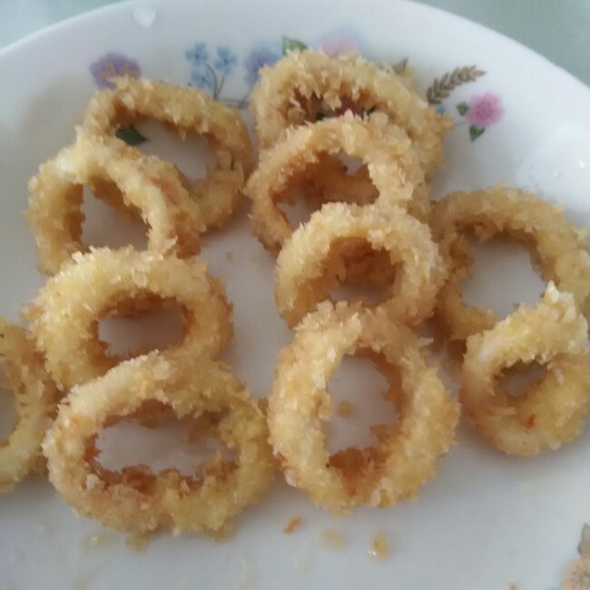 酥炸鱿鱼圈——好吃到停不了口