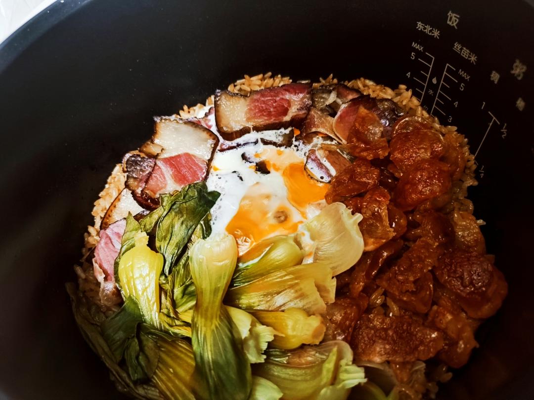 懒人电饭锅香肠焖饭/煲仔饭