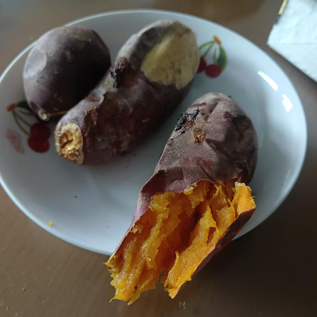 【糯唧唧的烤红薯】糖油四溢皮肉分离外糯里嫩吸溜着吃！