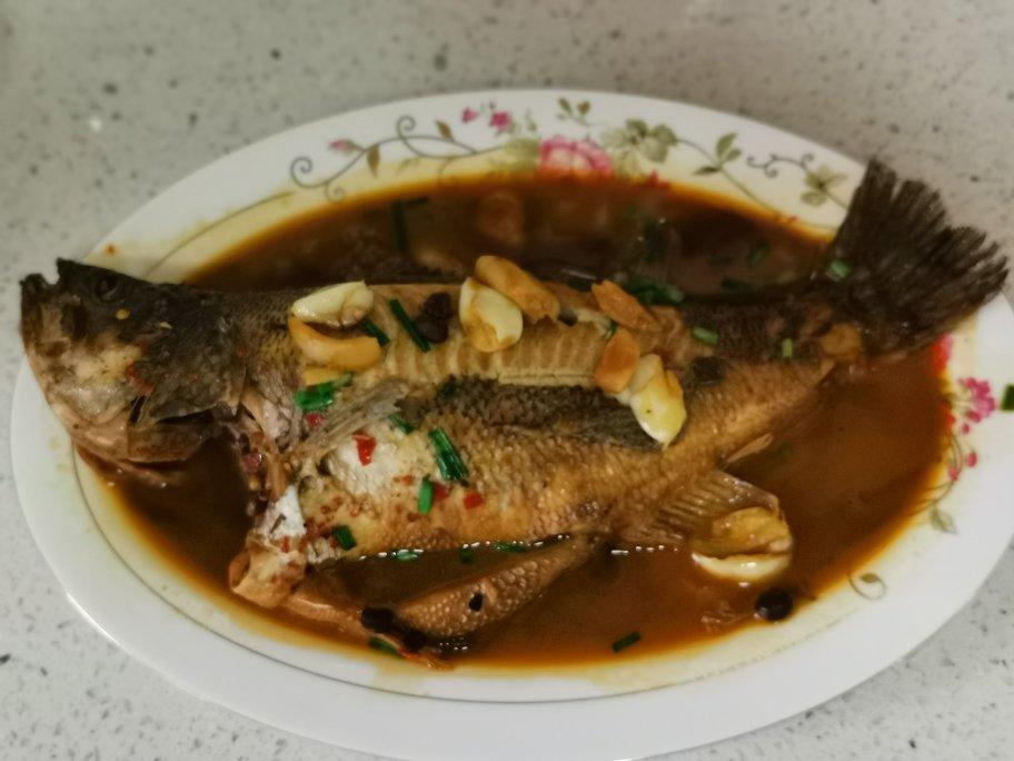 家常红烧鱼