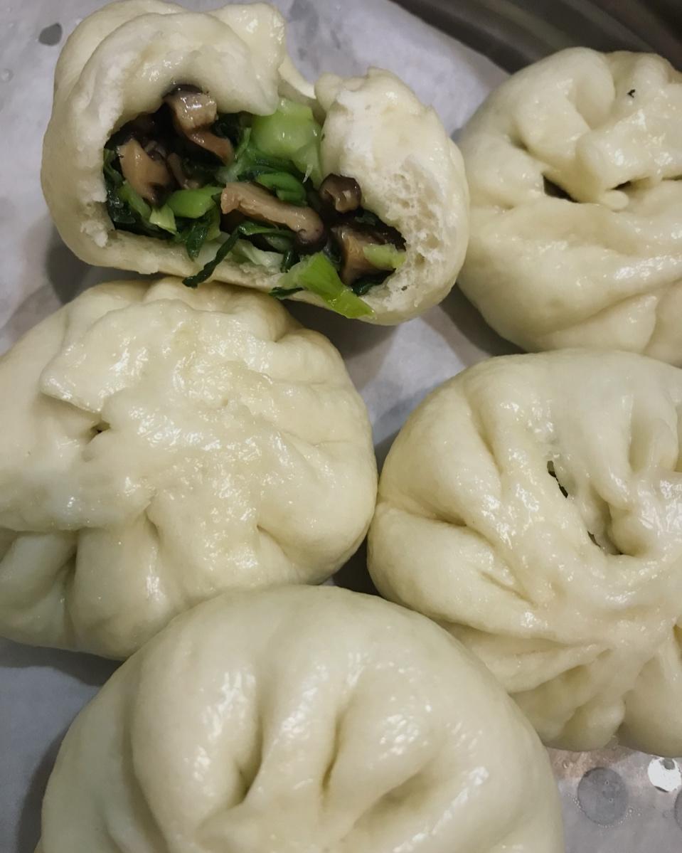 冬笋香菇菜包