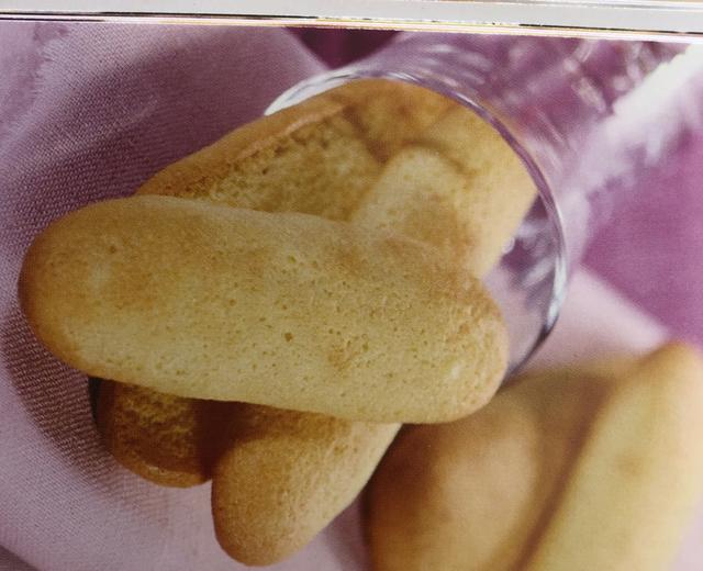 休闲可口的多用途小饼—手指饼干的做法