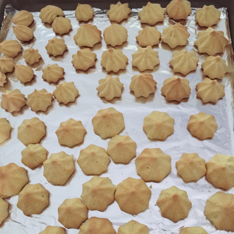 酥脆蛋香小饼干