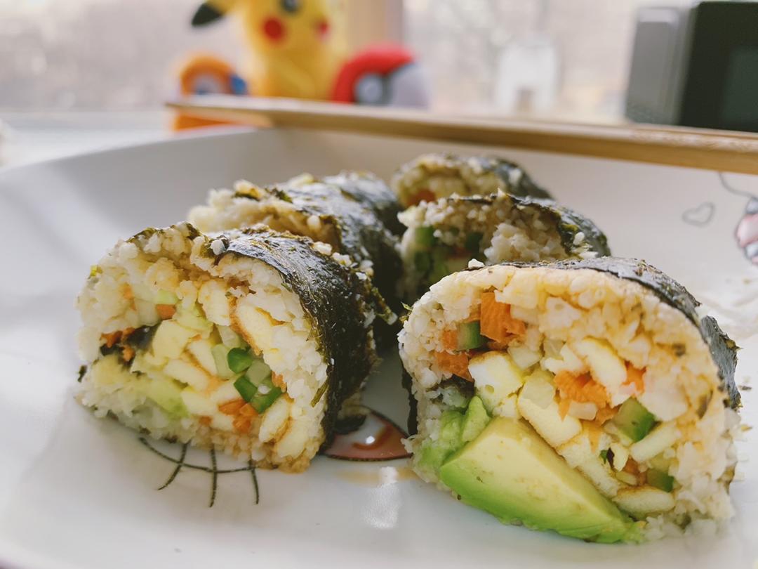 【健康三餐】低热量的“菜花米”寿司