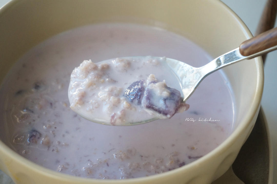 冰糖玉米紫薯银耳燕麦奶糊（ins风糖水✨）