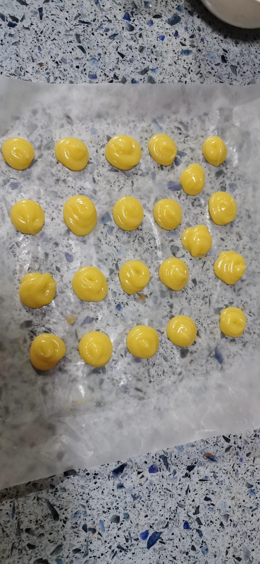 网红夏威夷果仁巧克力脆脆~香港珍妮聪明小熊夏威夷果仁巧克力脆脆
