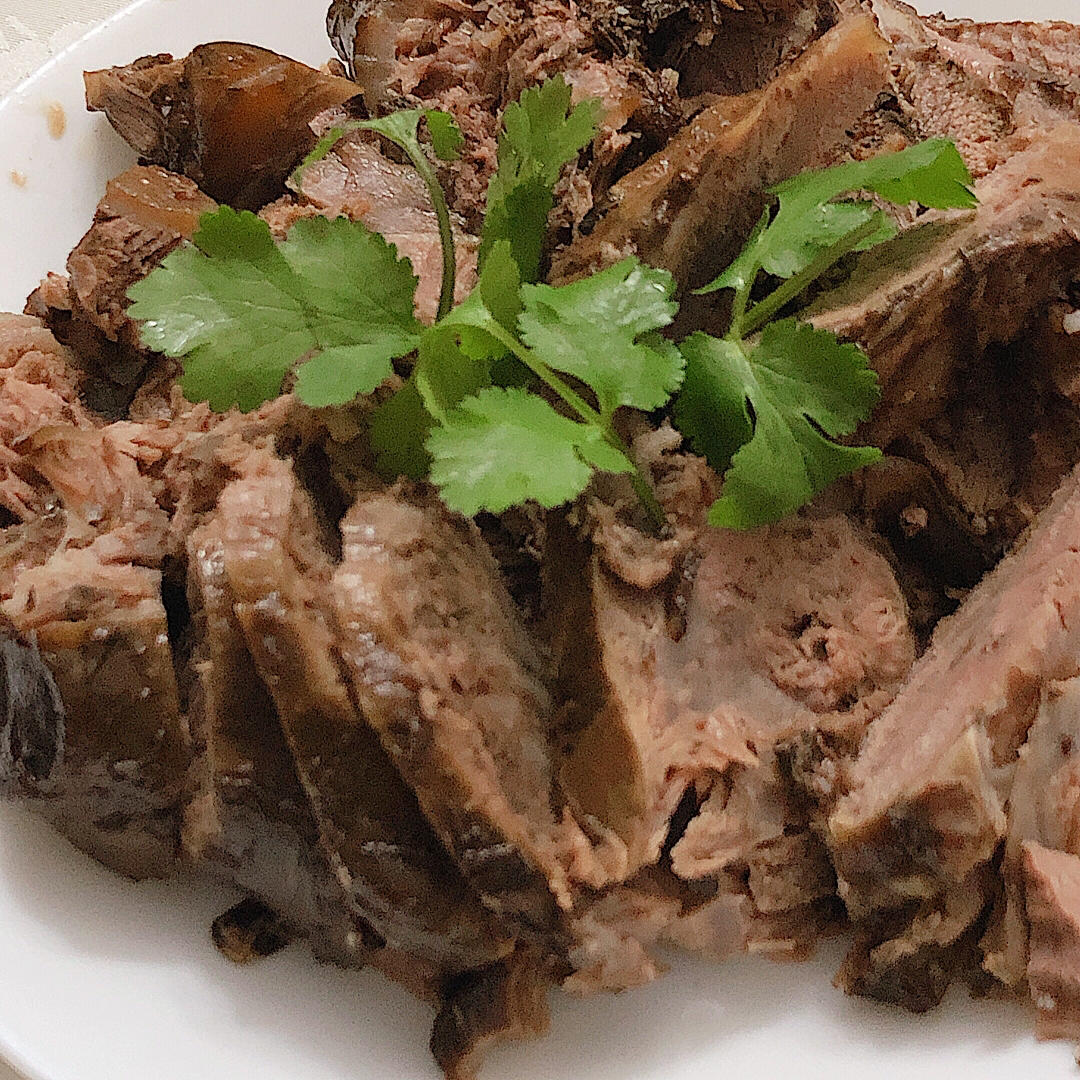 【艾格吃饱了】三步卤牛肉