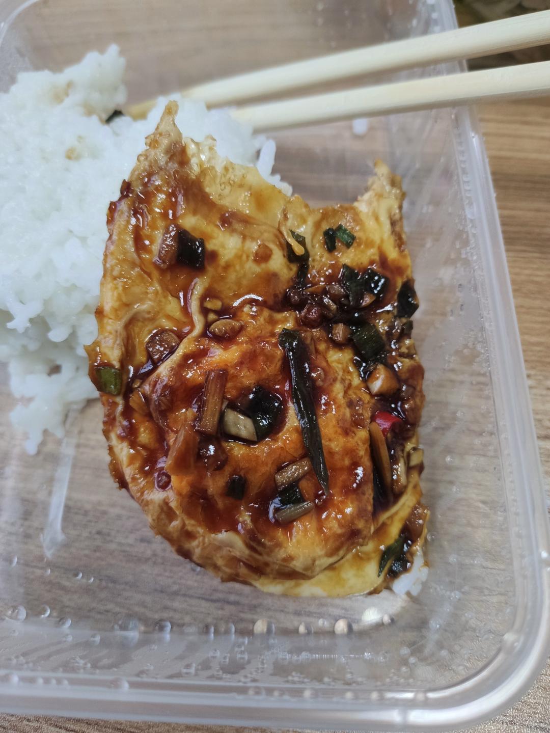 鸡蛋神仙吃法～给肉都不换的糖醋荷包蛋