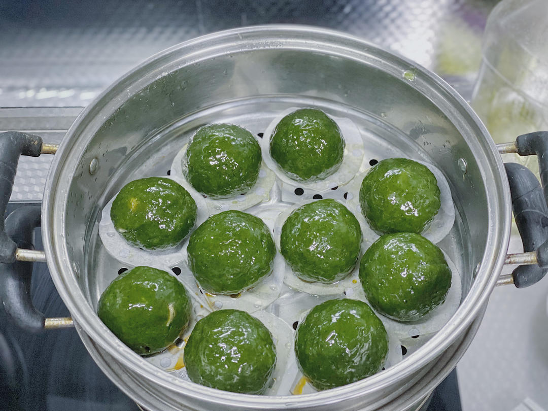 咸蛋黄肉松青团（艾糍）