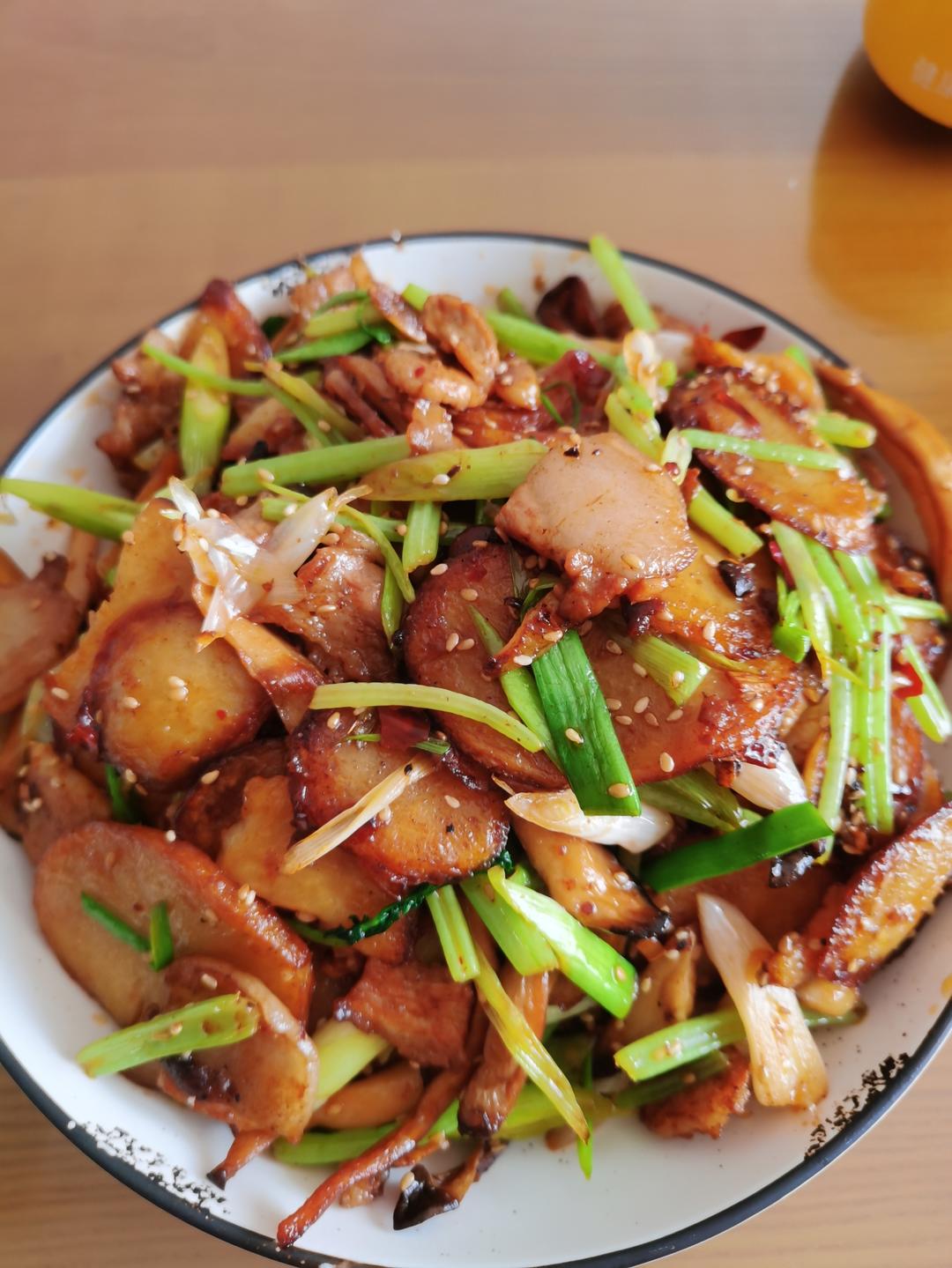 干锅土豆片