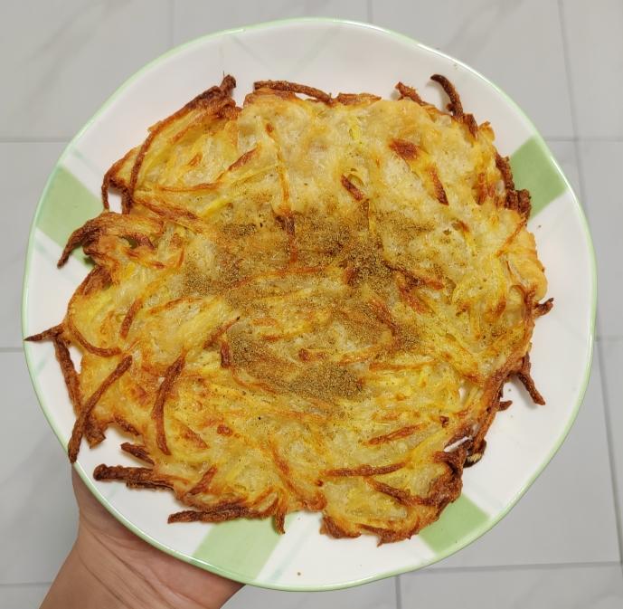焦香酥脆的土豆丝饼-空气炸锅