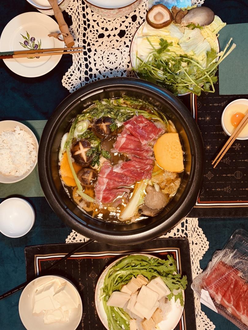冬日里一个人的寿喜烧（日式牛肉锅）