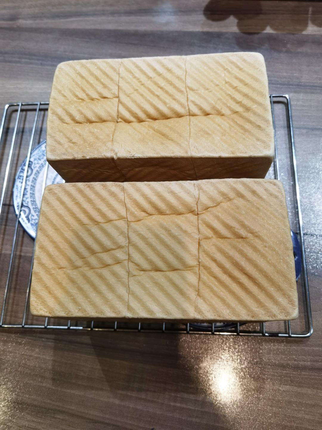 能撕着吃的「无蛋无奶生吐司」比云朵都软！