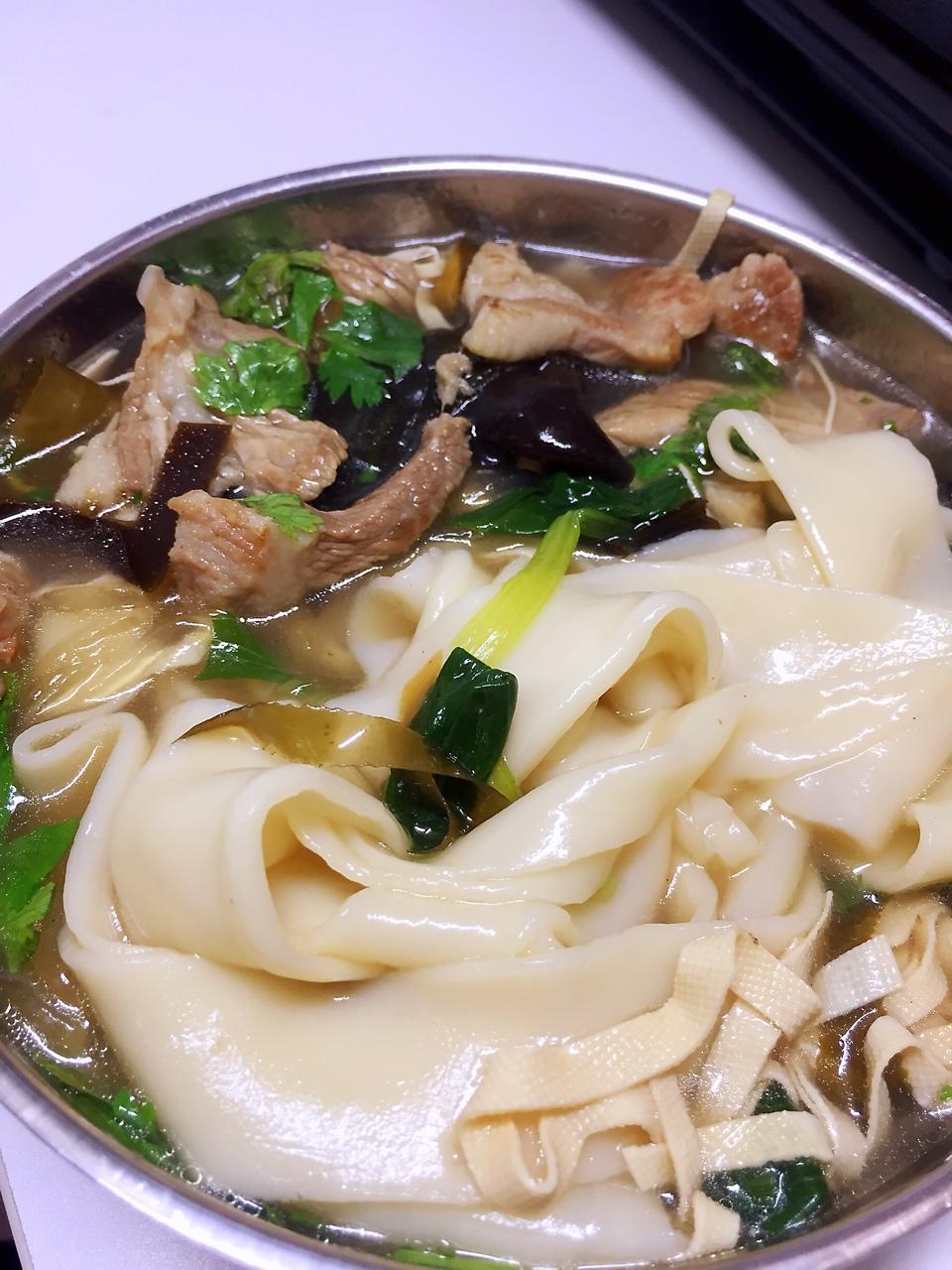 q萌兜兜做的烩面家常版