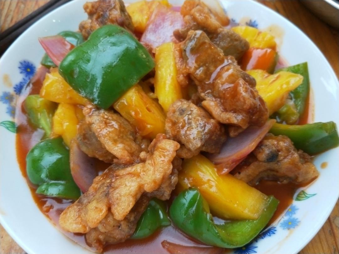 酸甜菠萝骨