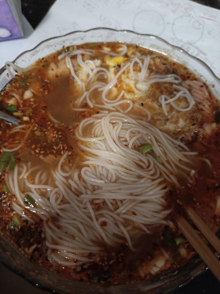 酸汤面
