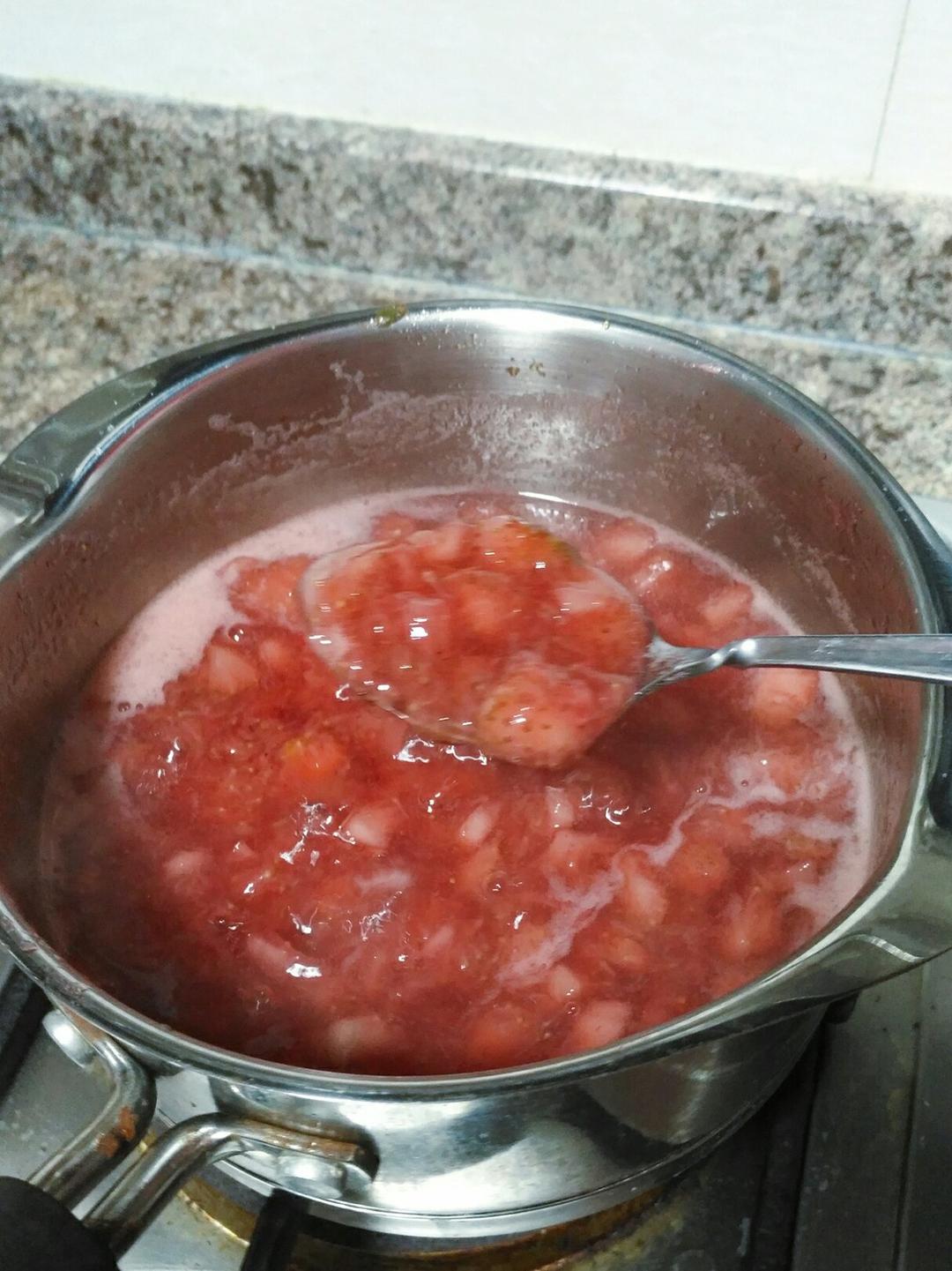 自制无添加草莓酱