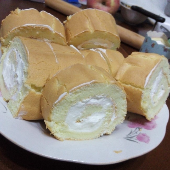 烫面戚风蛋糕卷，平凡，不平淡。