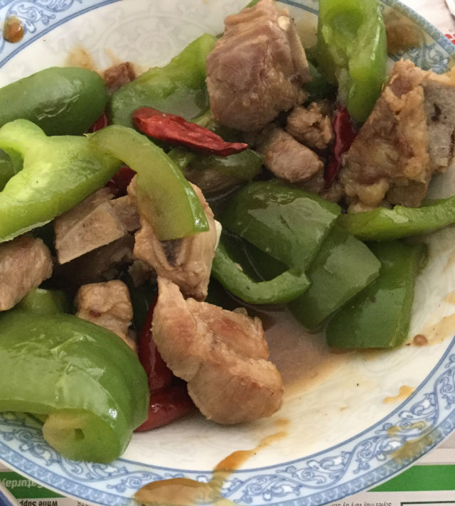 双椒煎排骨