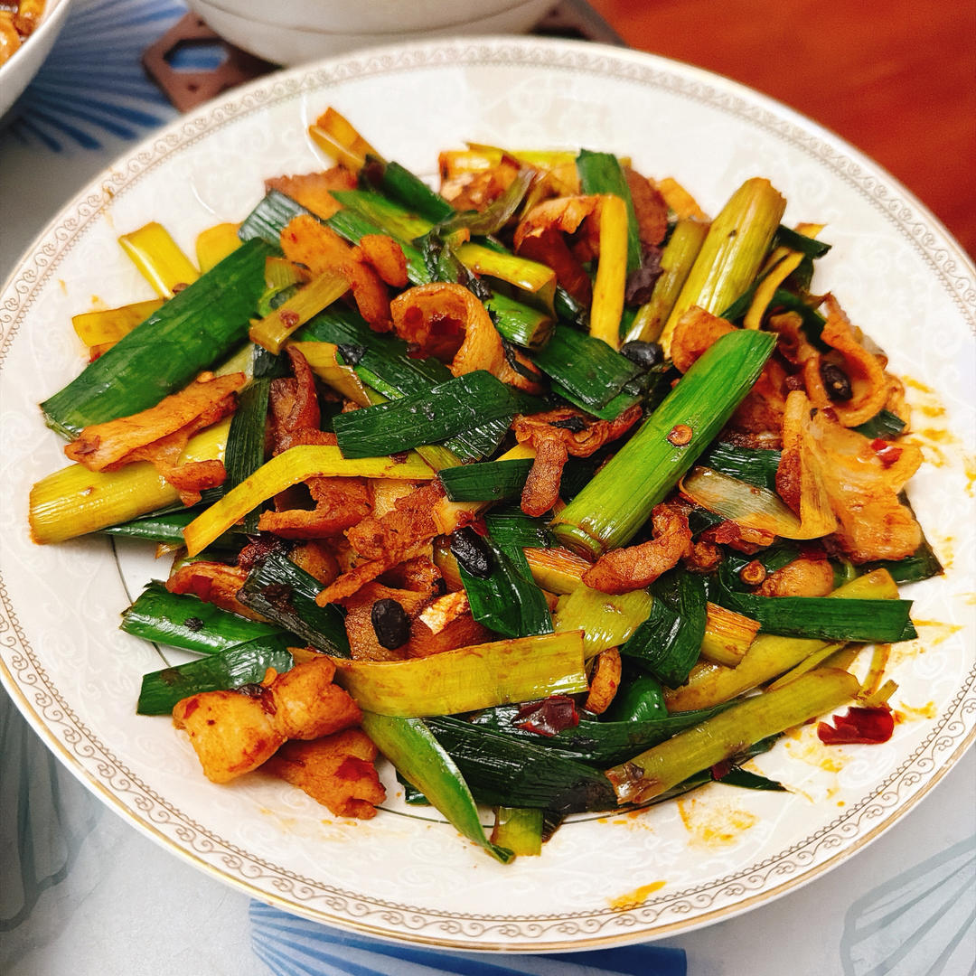 蒜苗回锅肉——经典川菜