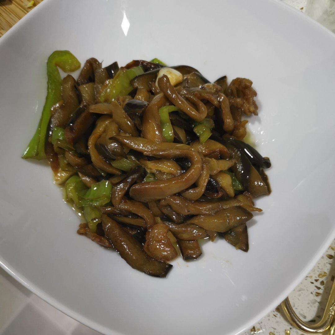 堂妈小厨——辣椒烧茄丝
