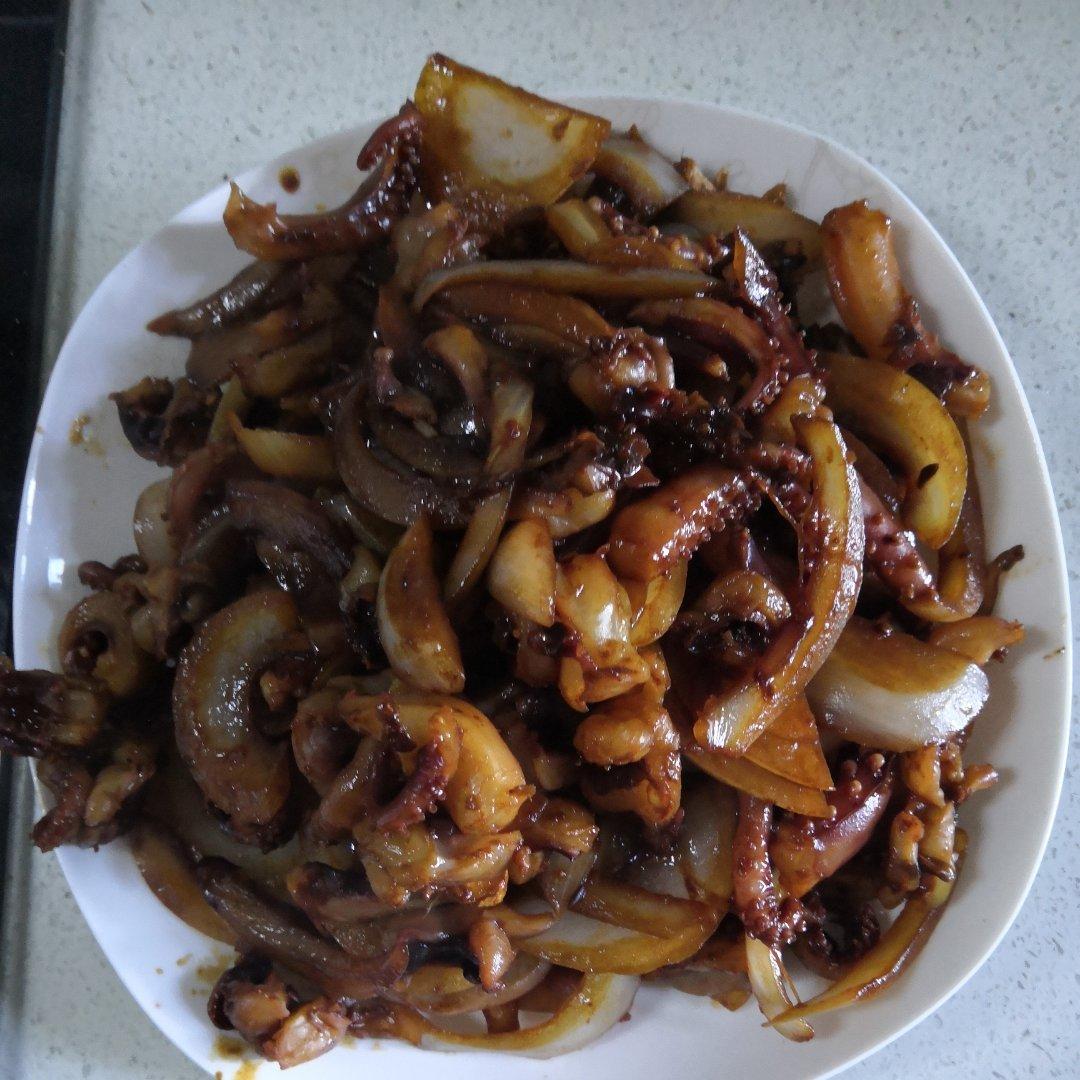 洋葱爆炒鱿鱼