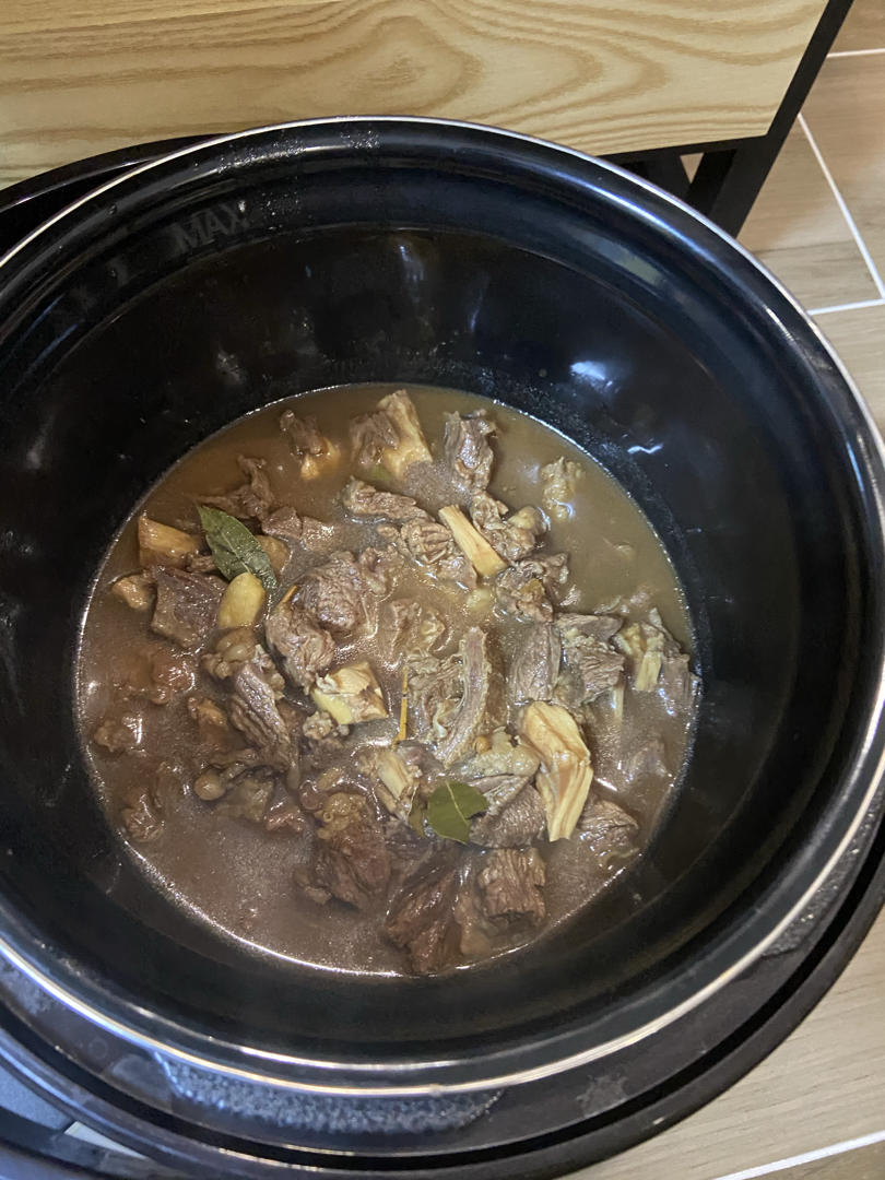 懒人法炖一锅牛肉，红烧牛筋头巴脑（可以做汤面的浇头，也可以配米饭）