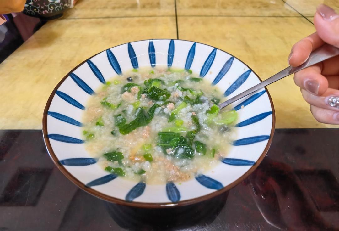 十五分钟快手之香滑皮蛋瘦肉粥(附五分钟电饭煲电压力锅更快捷方法)