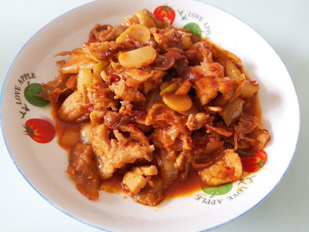 辣白菜炒五花肉