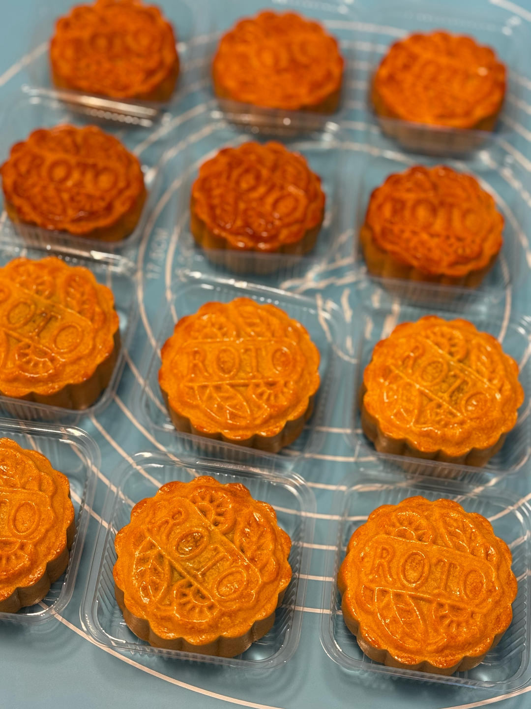 广式月饼—蛋黄莲蓉月饼
