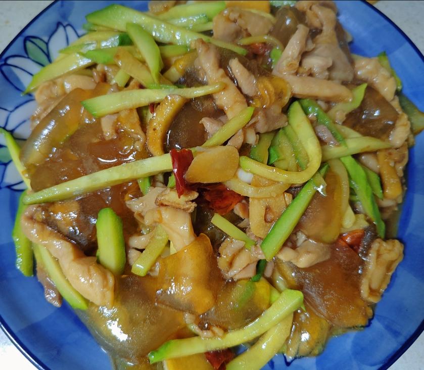 鸡丝拉皮