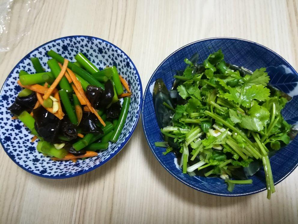 凉拌蒜苔