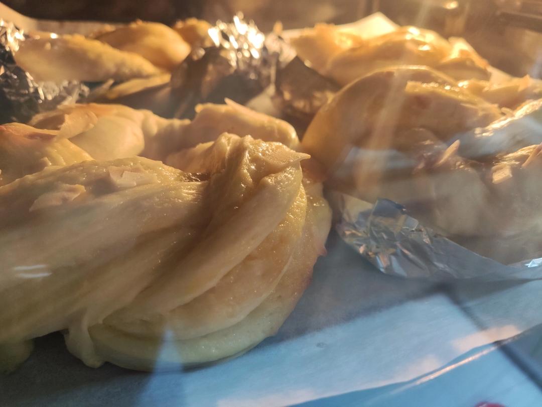 松软可口奶酥面包（面包机揉出手套膜）