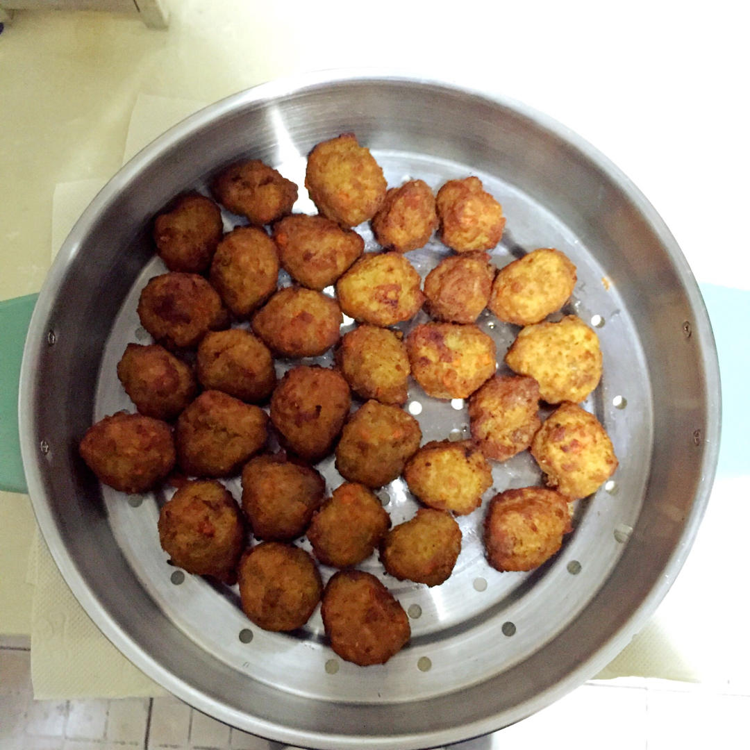 炸马蹄猪肉丸子