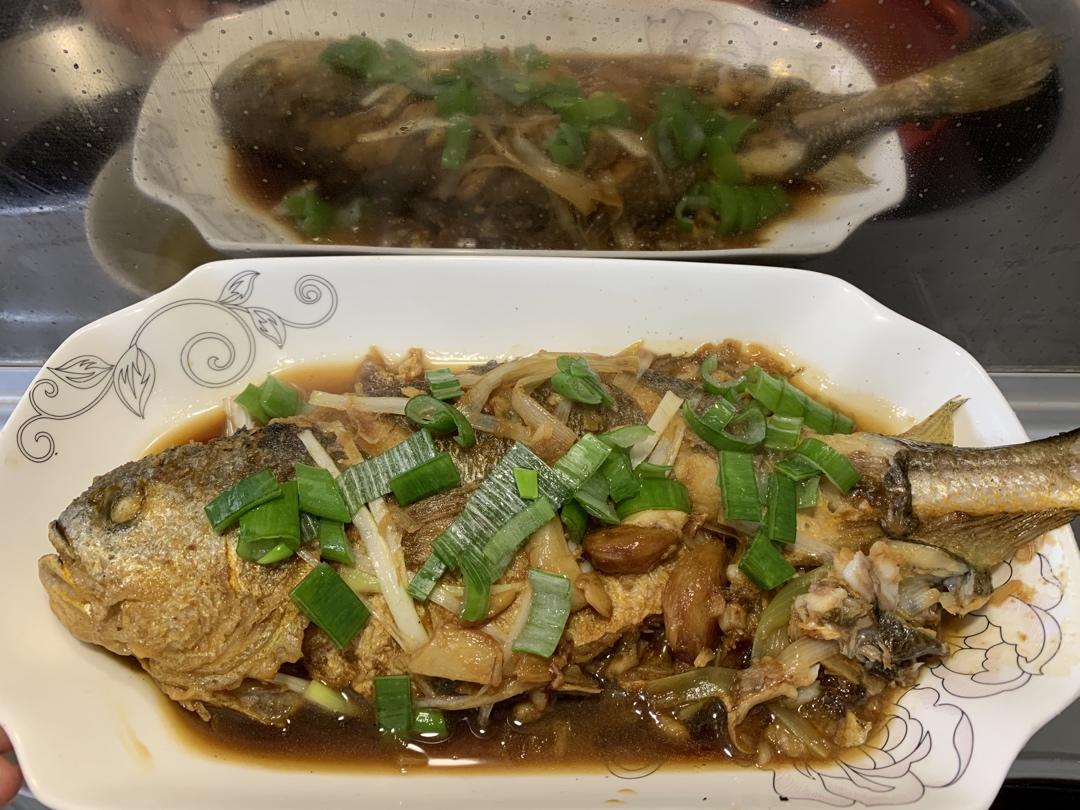 红烧大黄鱼