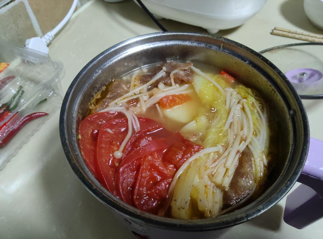 03_电煮锅 番茄娃娃菜炖肥牛（减脂）