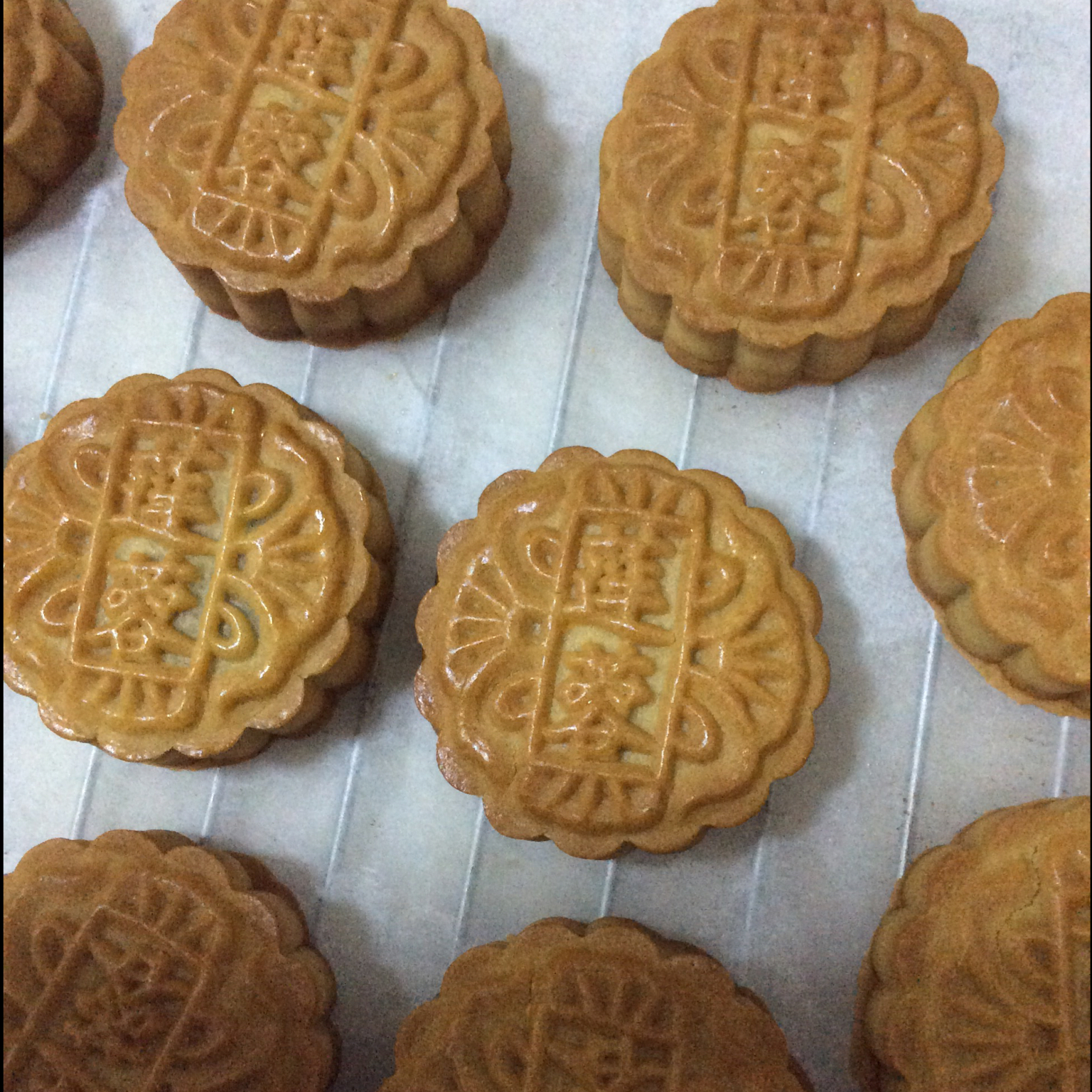 广式月饼——蛋黄莲蓉月饼