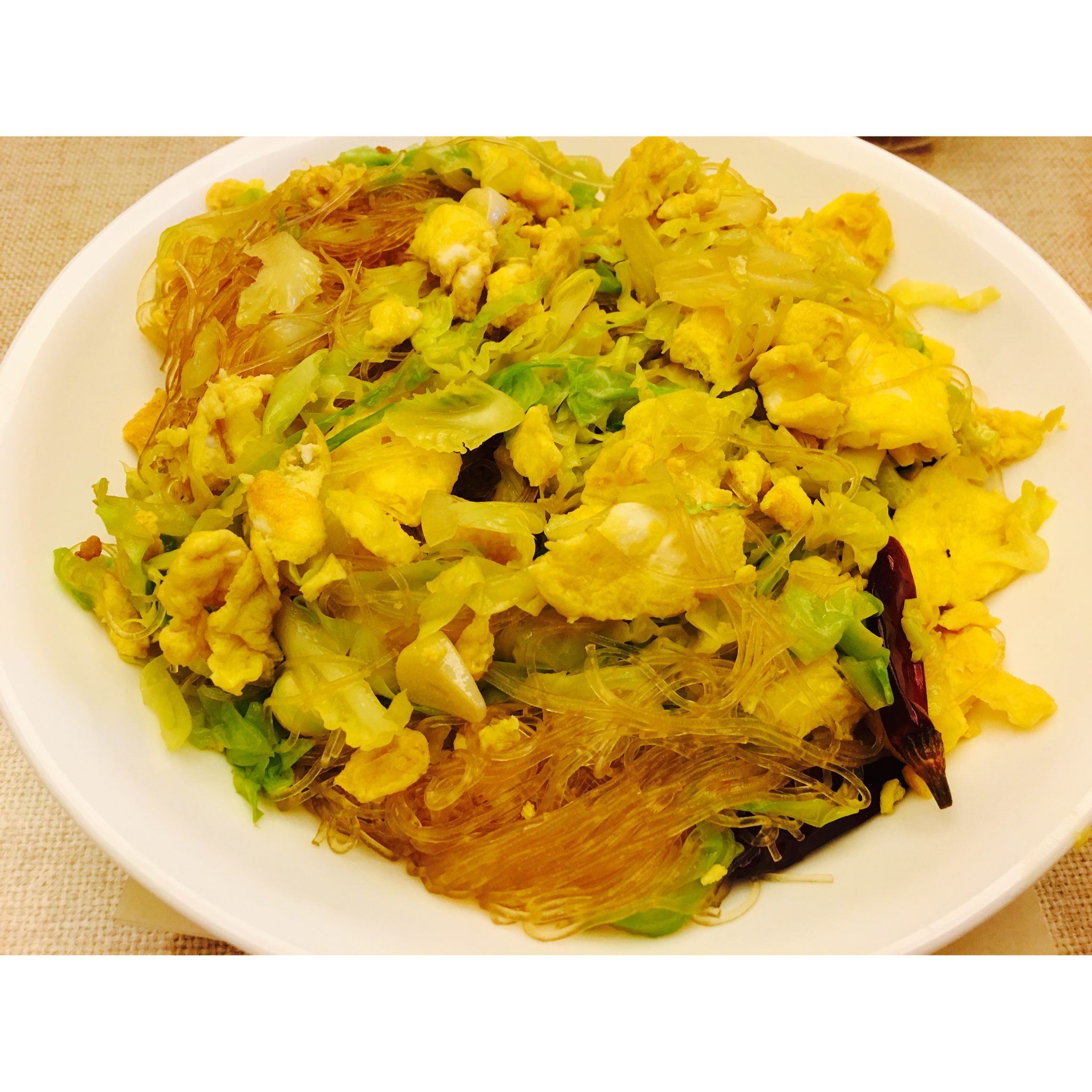 包菜粉丝炒鸡蛋
