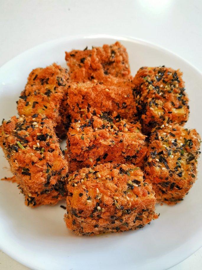 美味海苔肉松小贝