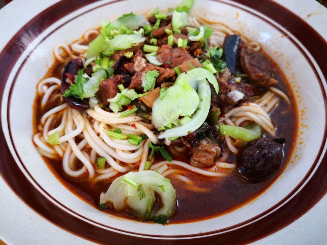 四川红烧牛肉面