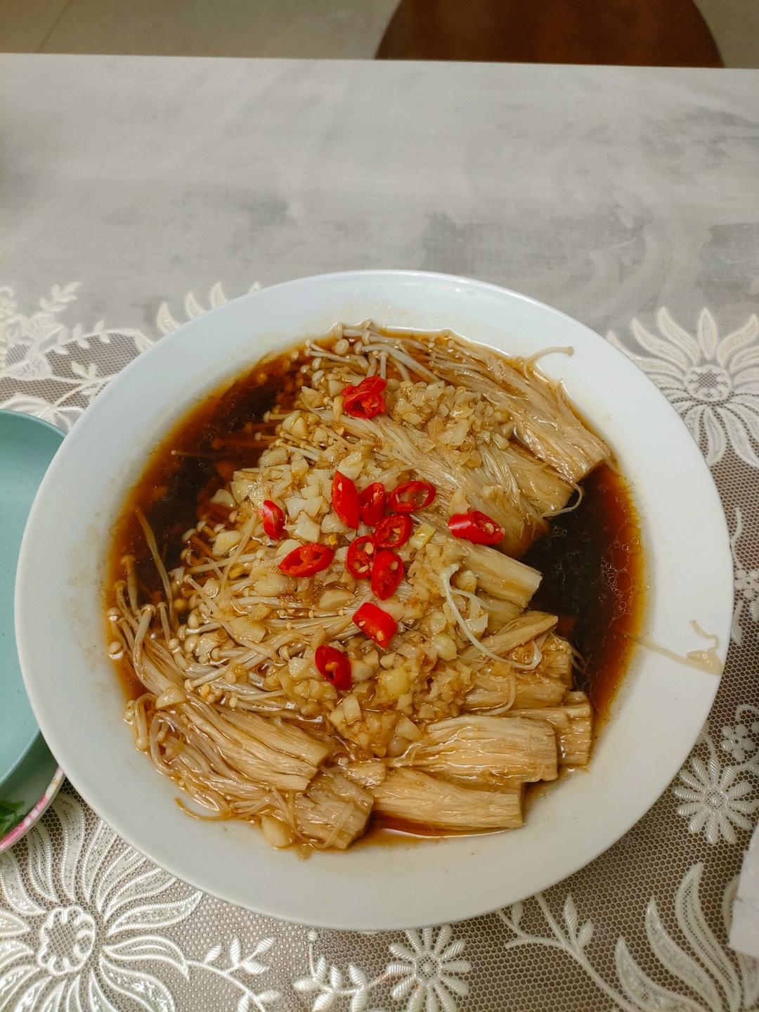 蒜蓉蒸金针菇