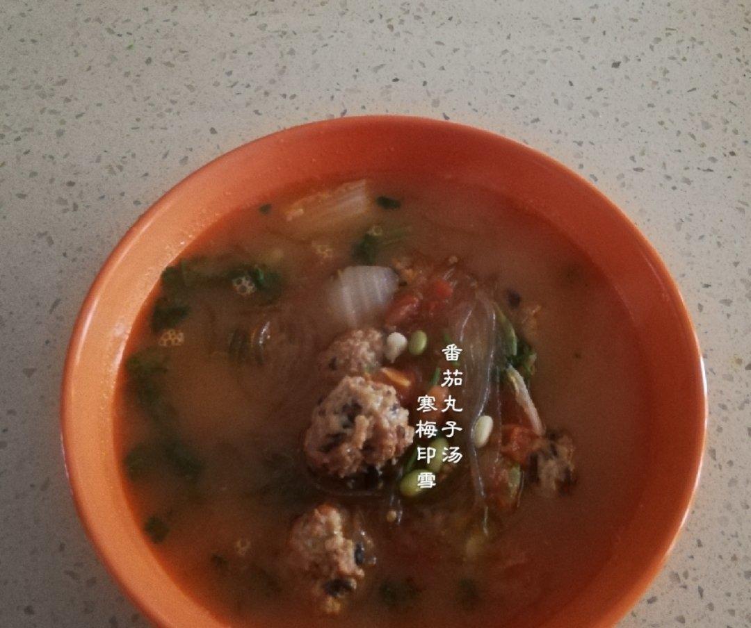 蕃茄丸子汤。