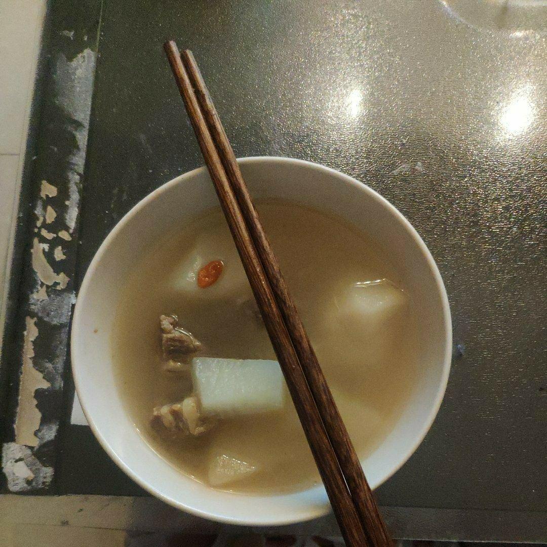 萝卜牛肉汤